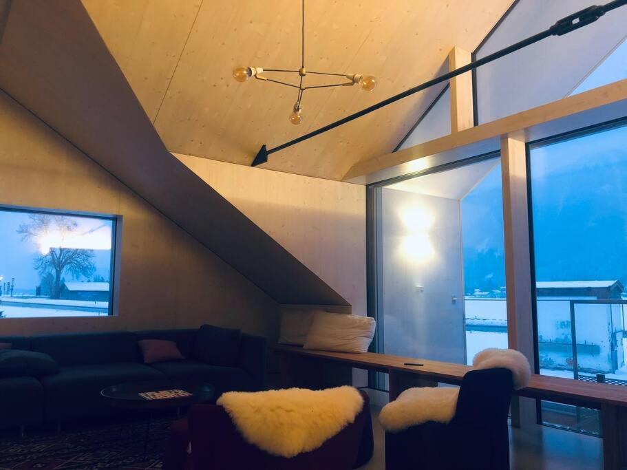 Urban Alpine Penthouse With Lake View Маурах Экстерьер фото