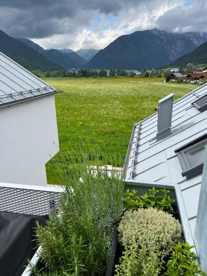 Urban Alpine Penthouse With Lake View Маурах Экстерьер фото
