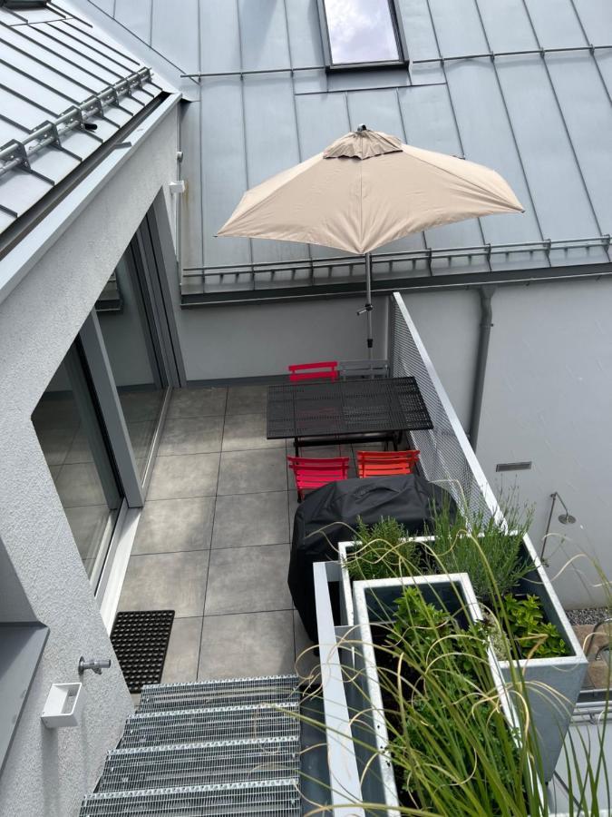 Urban Alpine Penthouse With Lake View Маурах Экстерьер фото